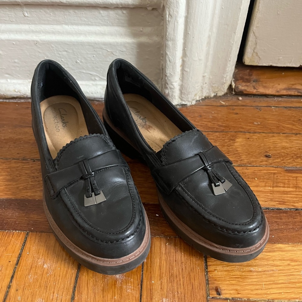 Clark’s Black Leather Loafers with Chic Tassel Detail - Barely worn!